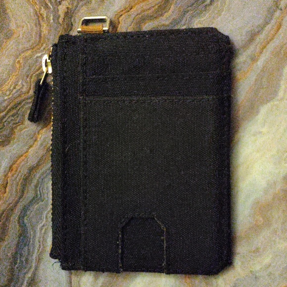 Carhartt Women's Nylon Duck Zipper Wallet - Picture 6 of 6